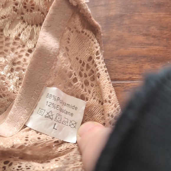 Elegant Lace Bandeau‎ Bra in Tan - Picture 2 of 3